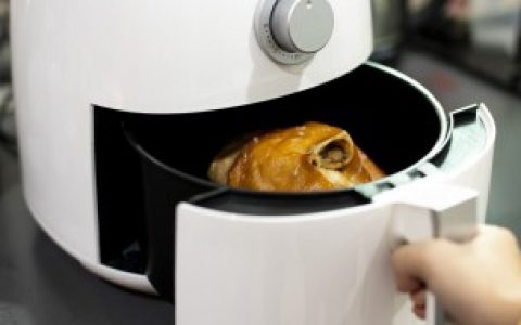 空气炸锅和电烤箱有什么区别（空气炸锅和电烤箱的区别）