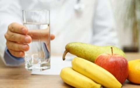 不锈钢水杯清洗方法（不锈钢水杯用了怎么清洗）