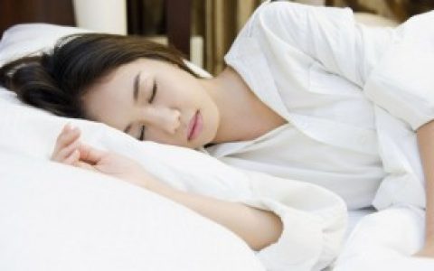 【梦见自己和别的男人亲热】梦见自己和别的男人亲热梦境解析