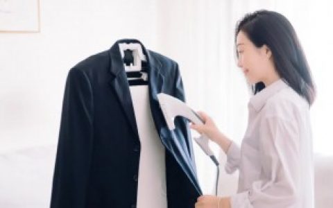 熨烫完的衣服可以马上穿吗（熨烫完的衣服能马上穿吗）