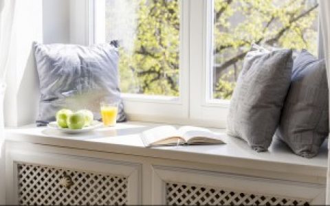 什么时候开窗最好（家里什么时候开窗通风比较好）