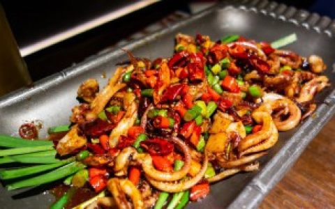 鱿鱼丝如何保存（鱿鱼丝怎么保存）