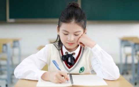 【给男孩子取名字大全】给男孩子取名字大全有什么