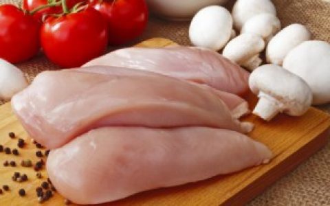 炒鸡胸肉要不要焯一下,炒鸡胸肉需要焯一下吗