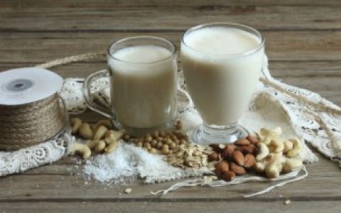 冷冻之后的牛奶能不能喝,牛奶冷冻过后还能喝吗