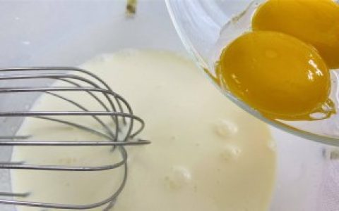 蛋挞液入淡奶油的口感较好,蛋挞液是加淡奶油好还是不加好