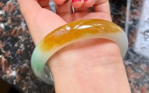 黄加绿翡翠， 黄加绿翡翠简单介绍