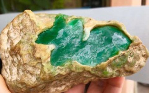 玉石翡翠原石， 翡翠原石是什么