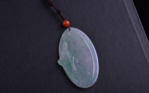 打灯怎么看翡翠雾层， 翡翠原石白雾打灯表现