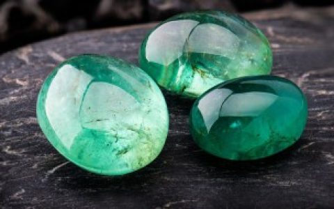 干青翡翠对身体好不好， 干青翡翠对身体好吗