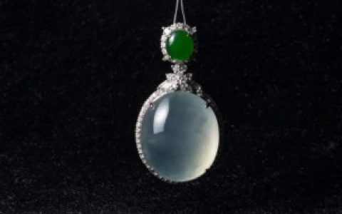 冰清玉翡翠怎么讲， 冰玉的特点有哪些