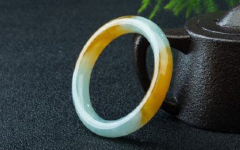 关于玉和翡翠哪个价格高， 玉贵还是翡翠贵