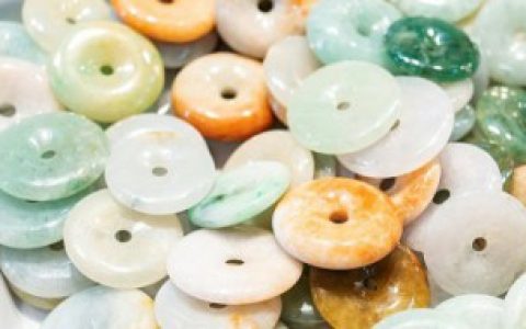 怎么去除翡翠里的棉絮， 翡翠里的棉怎么去除