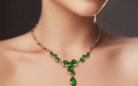 和田玉和翡翠哪个值钱， 翡翠和玉哪个值钱一些