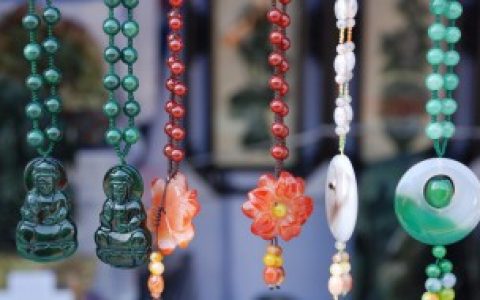 翡翠花生的含义， 翡翠花生的寓意什么意思